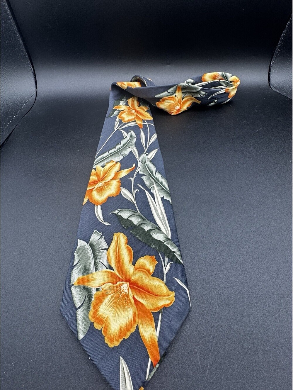 Tommy Bahama Silk Tie Orange Floral Tropical Navy Handmade 58x4